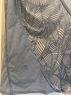 Lululemon Blue Patterned Flowy Athletic Tank